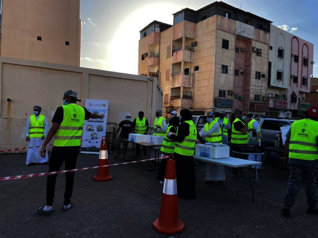 «فطوركم يوصلكم» .. مبادرة مجتمعية لتوزيع وجبات الإفطار على الصائمين