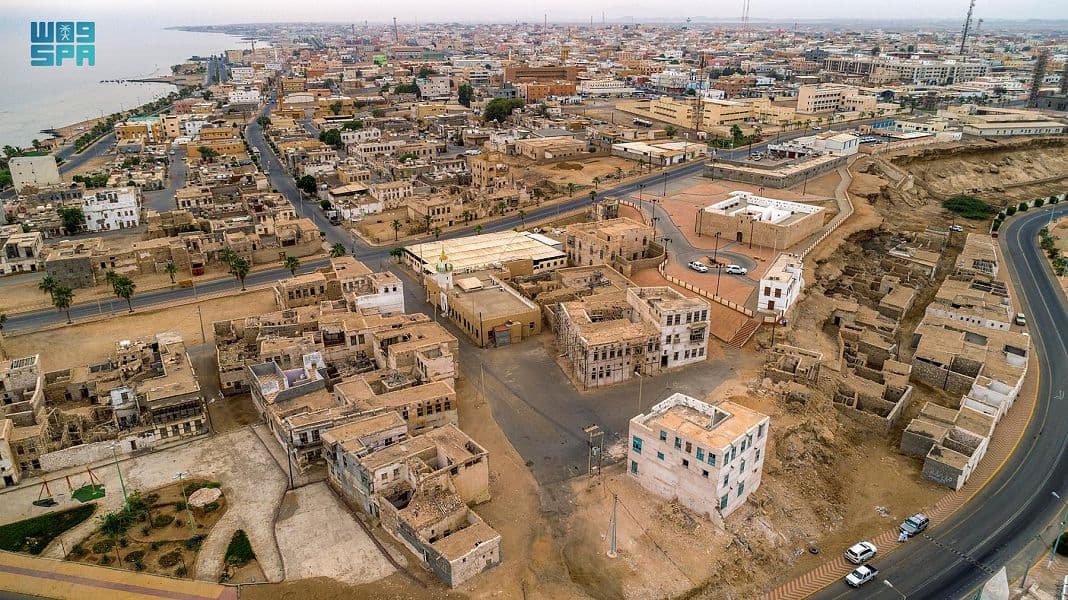 مساجد الوجه التاريخية .. تستقبل المصلين منذ أكثر من 200 عام