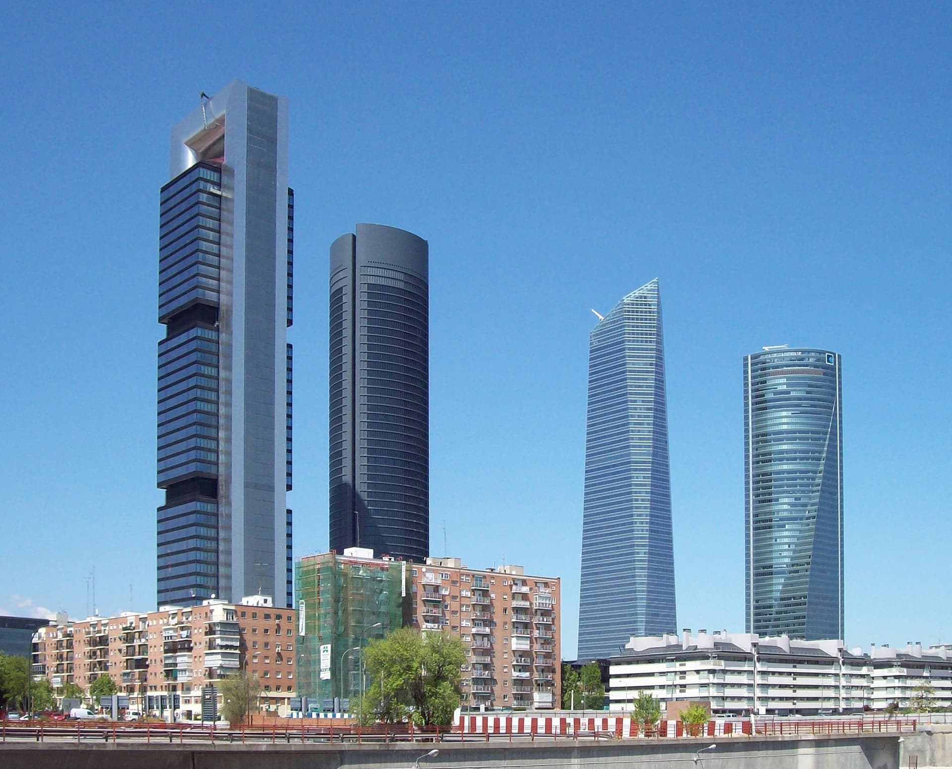 إسبانيا تخفض توقعاتها للنمو إلى 6.5% للعام 2021