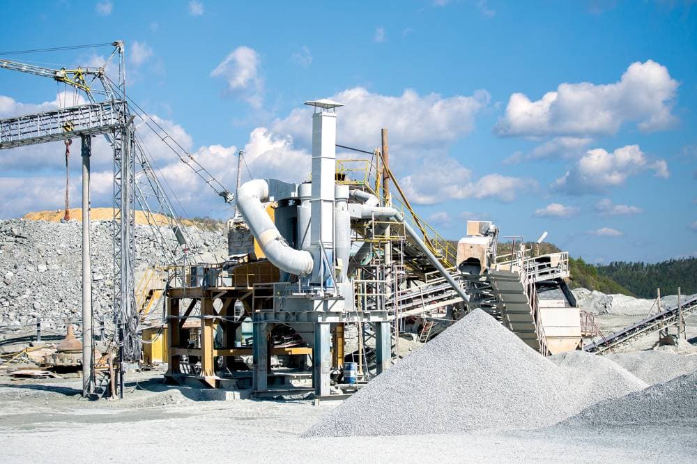 قوة الطلب مؤشر إيجابي على نمو القطاع نتيجة الحركة العمرانية.