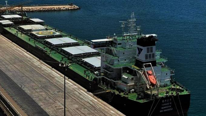 تأتي الشحنة القادمة من استراليا ضمن الكمية المتعاقد عليها والبالغة 355 ألف طن من استثمارات "سالك" في الخارج.