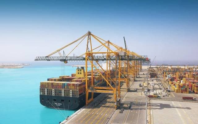 الصادرات السلعية السعودية تقفز 87% في أبريل