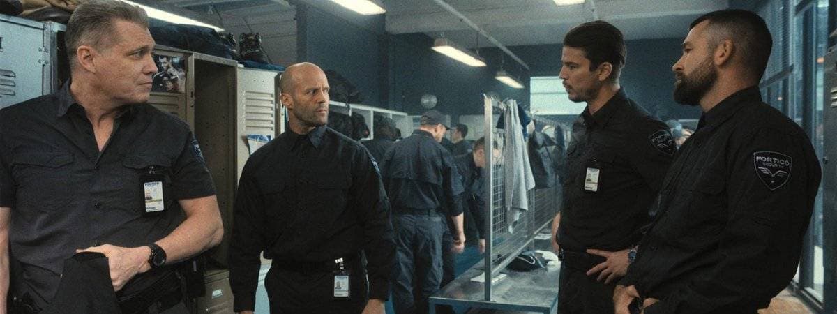 مشهد من العمل.