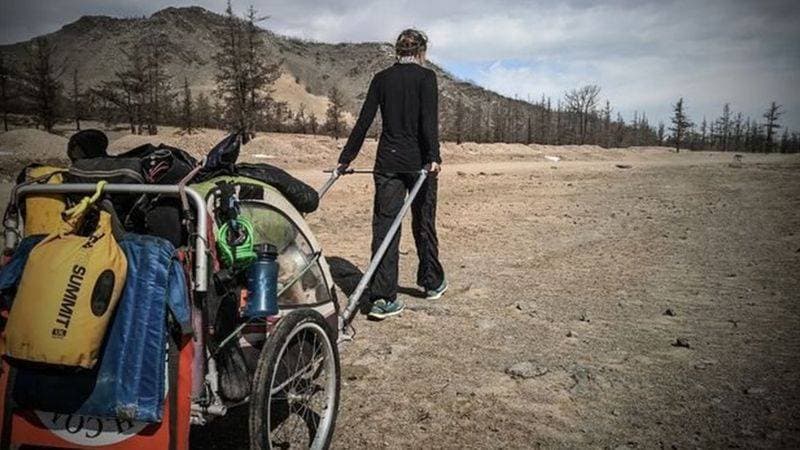 خاضت ماكسويل رحلة لا يهتم بخوضها إلا قليلون.