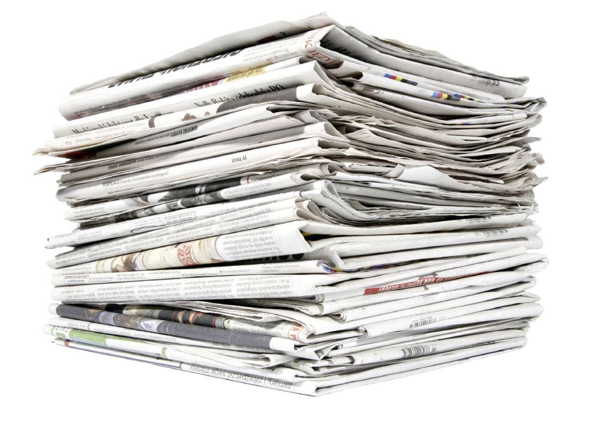 الصفحات ملأى بالنقاد الذين يستند بعضهم إلى آراء غير علمية في نقدهم.