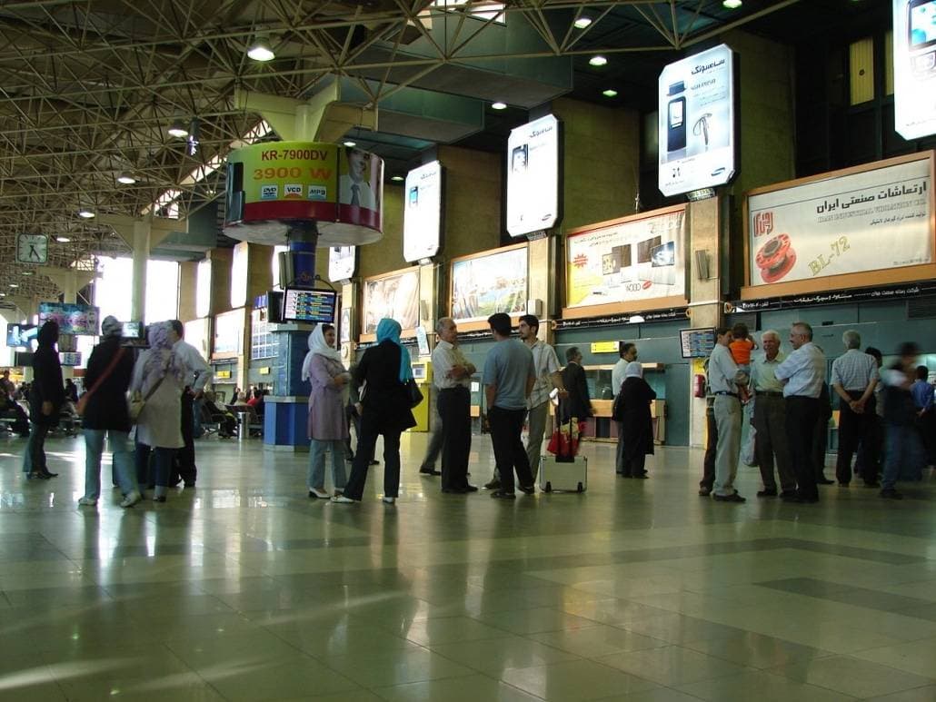 وسائل إعلام حكومية ذكرت أن خدمات القطارات تعطلت أمس الأول.