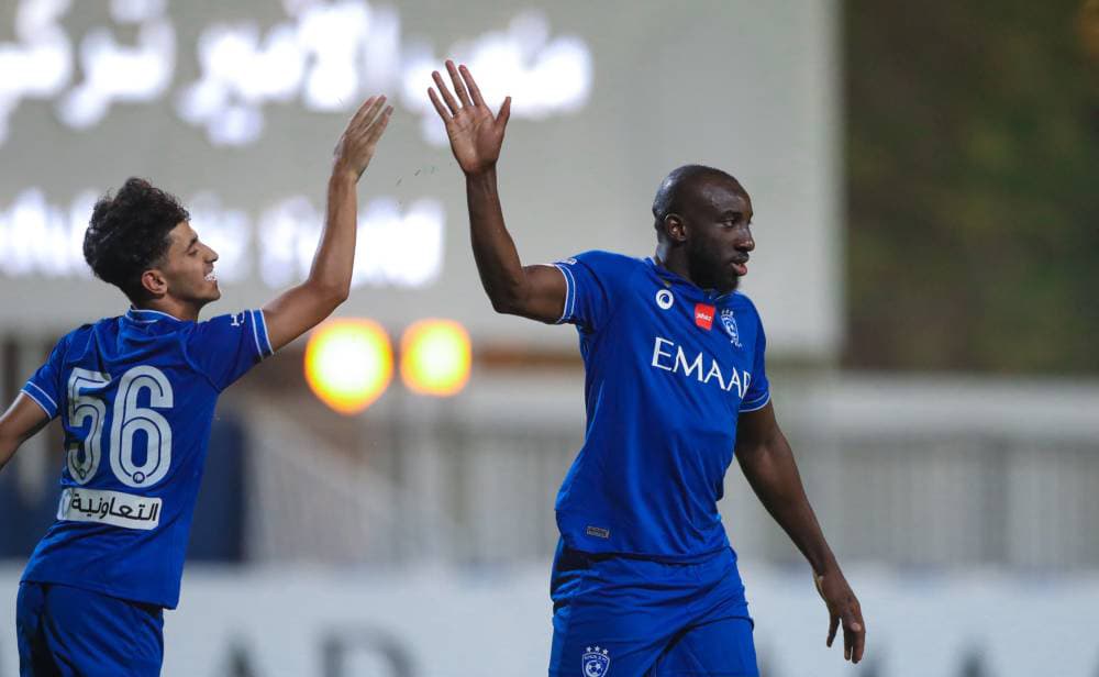 ماريجا وفرحة هدفه الأول مع الهلال. "مركز الهلال الإعلامي"