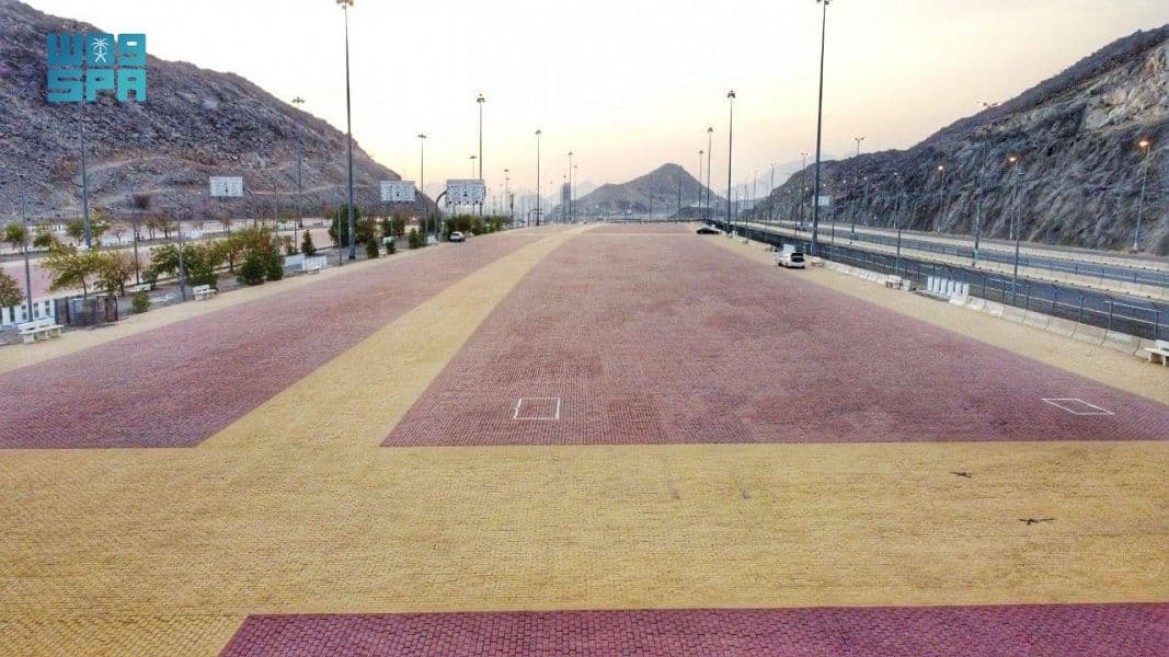 طريق المشاة في المشاعر المقدسة .. معايير وتقنيات عالمية