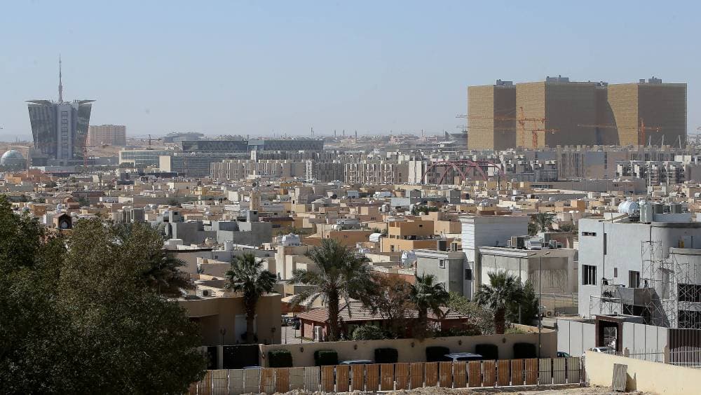 يسعى مركز "إنفاذ" إلى تطوير أداء القطاع الخاص من خلال تفعيل الشراكة معه.