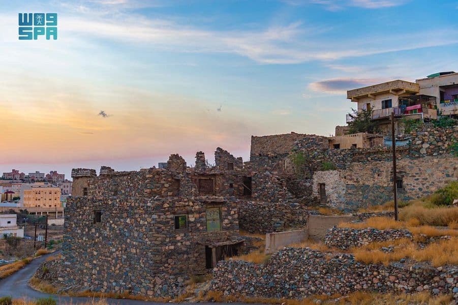 قرى الباحة .. متعة استكشاف الكنوز الأثرية والحضارات القديمة في صيف السعودية