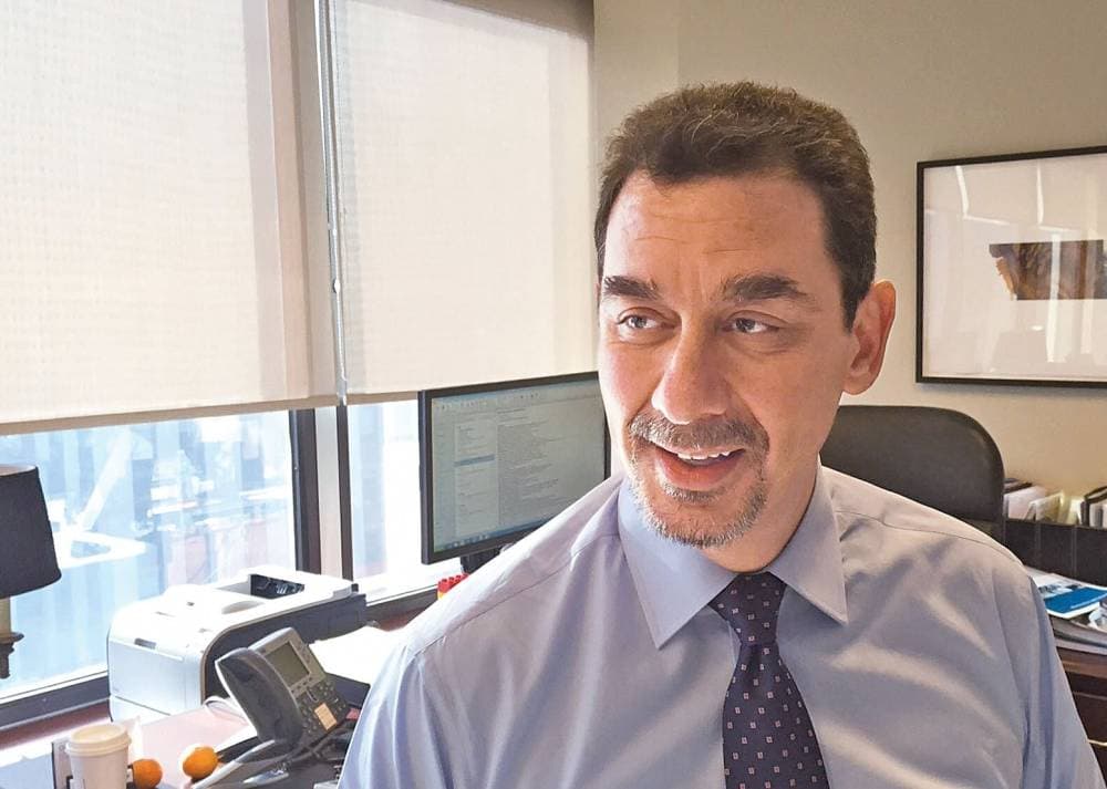 ألبرت بورلا، الرئيس التنفيذي لشركة فايزر