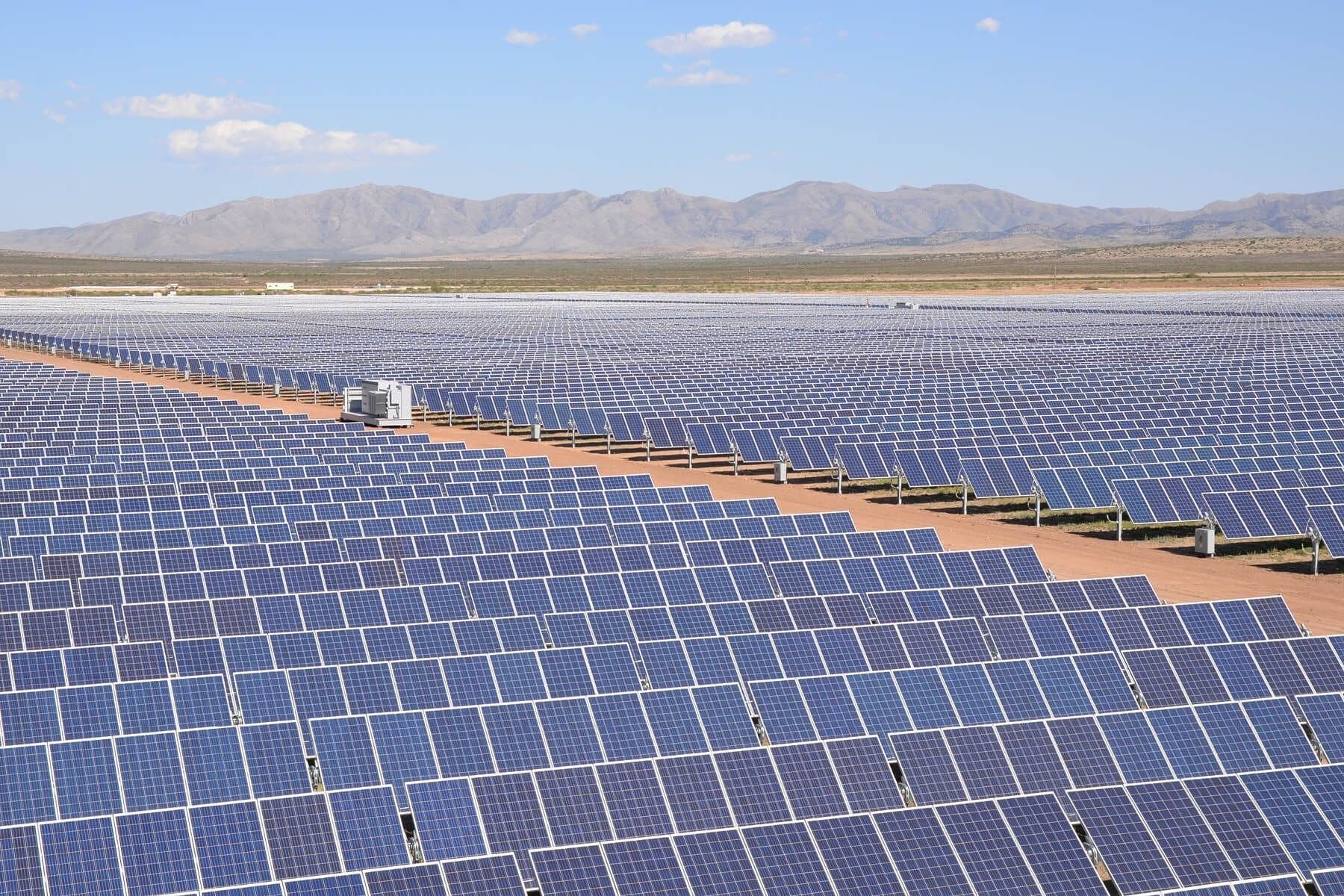 الطاقة الشمسية قد تشكل 40% من الكهرباء في أمريكا بحلول 2035