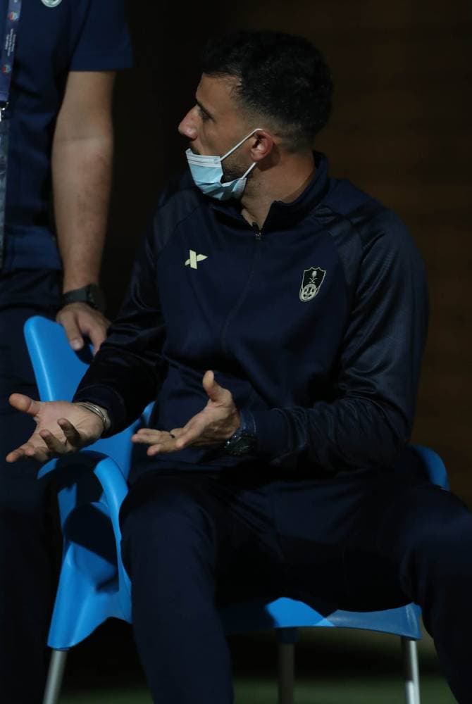 تمزق يبكي السومة