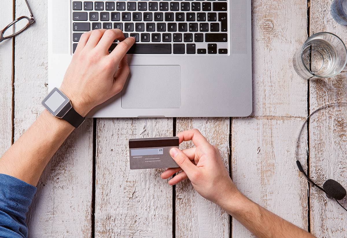  95 في المائة من المستهلكين في السعودية تحولوا إلى التجارة الإلكترونية