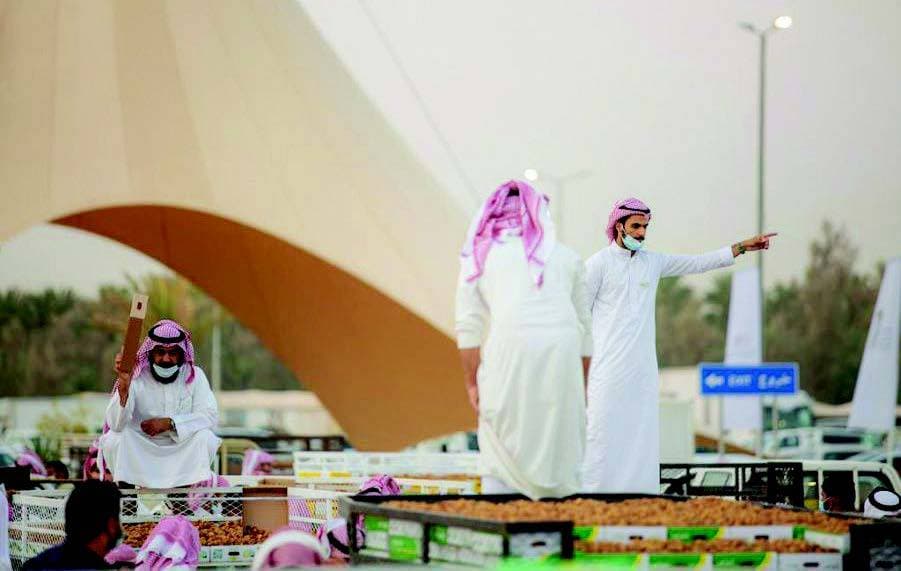 «فنون الطهي» تطلق فعالياتها الثقافية في مهرجان بريدة للتمور