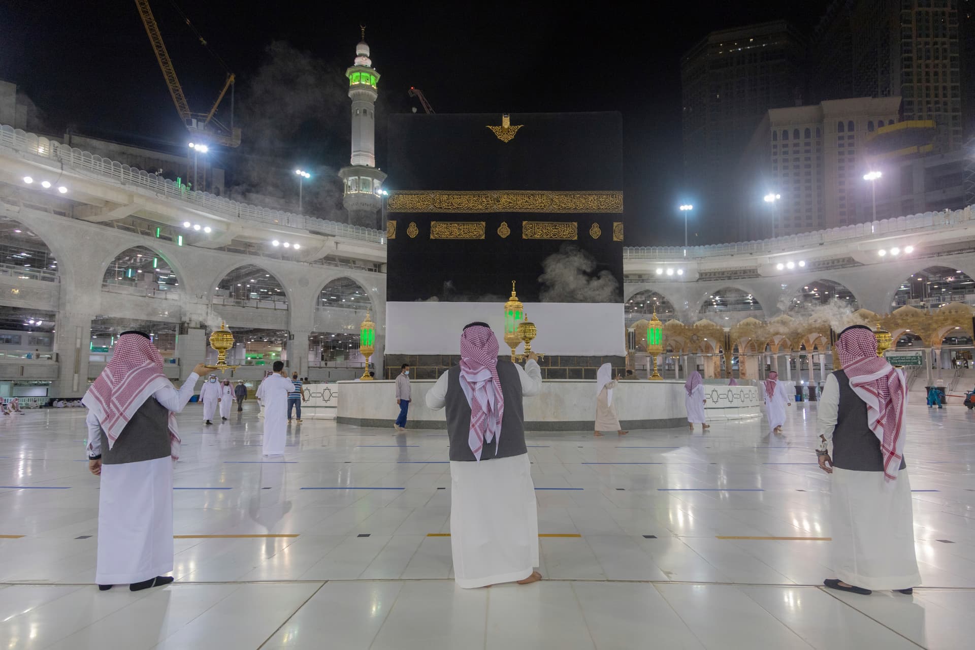 استقبال تدريجي لطلبات العمرة من مختلف دول العالم.. والتحصين شرط أساسي