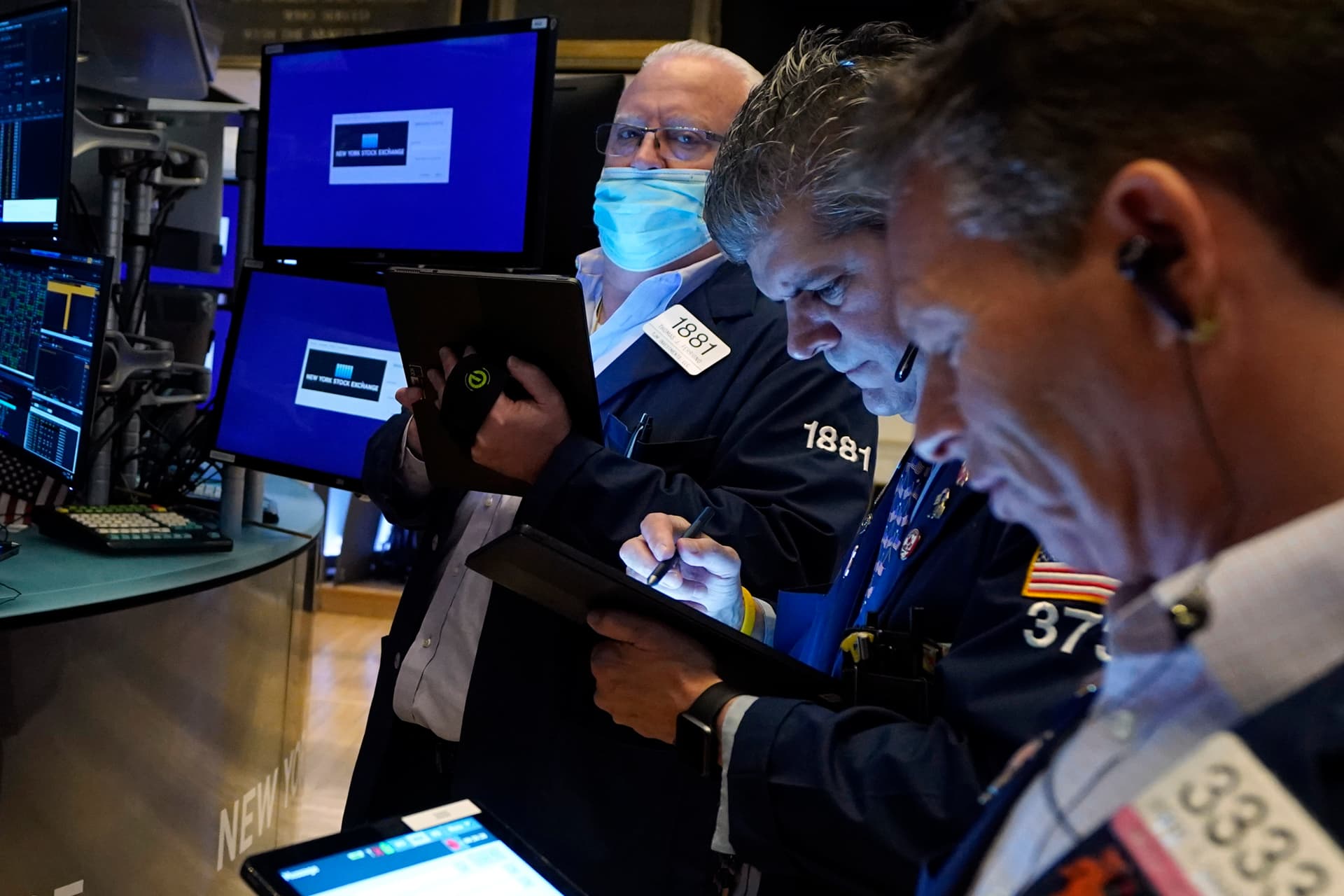 مؤشرات انحسار التوتر بين أمريكا والصين تصعد بأسهم وول ستريت