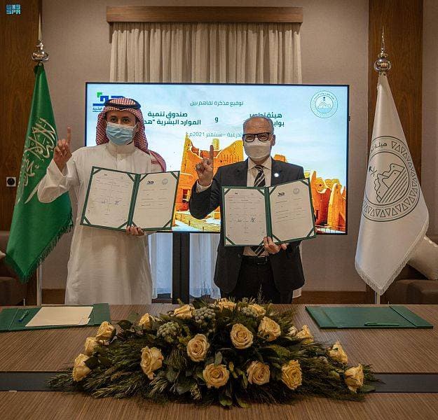 الذهب مستقر عند 1566 دولار للأوقية