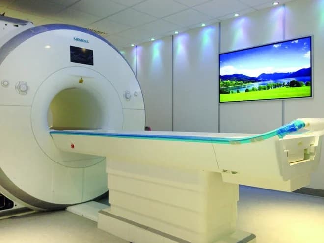 تقنية جديدة .. الذكاء الاصطناعي يحلل نتائج أجهزة الرنين المغناطيسي