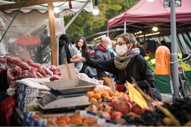 معنويات المستهلكين الألمان ترتفع مع اقتراب أكتوبر 