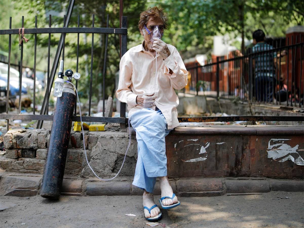 كانت الهند تسجل 400 ألف إصابة يوميا خلال الموجة الثانية لكوفيد-19.