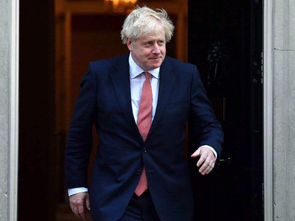 جونسون: لا أريد استبعاد الاستثمارات الصينية.. لكنني لست ساذجا