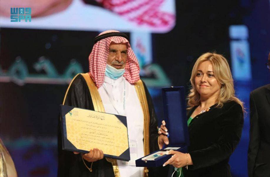 «المهرجان العربي»  يكرم باهبري والصبي تقديرا لمسيرتهما الإعلامية