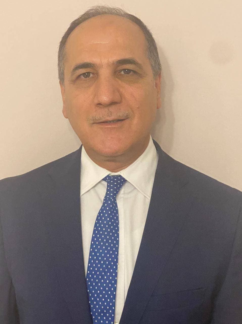 عصام أبو عيسى