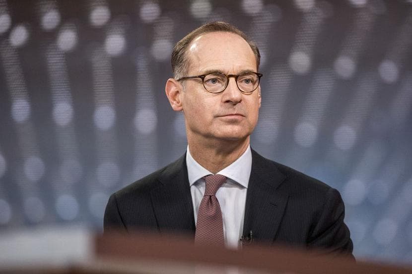 رئيس أكبر شركات التأمين: العالم المالي يزداد خطورة