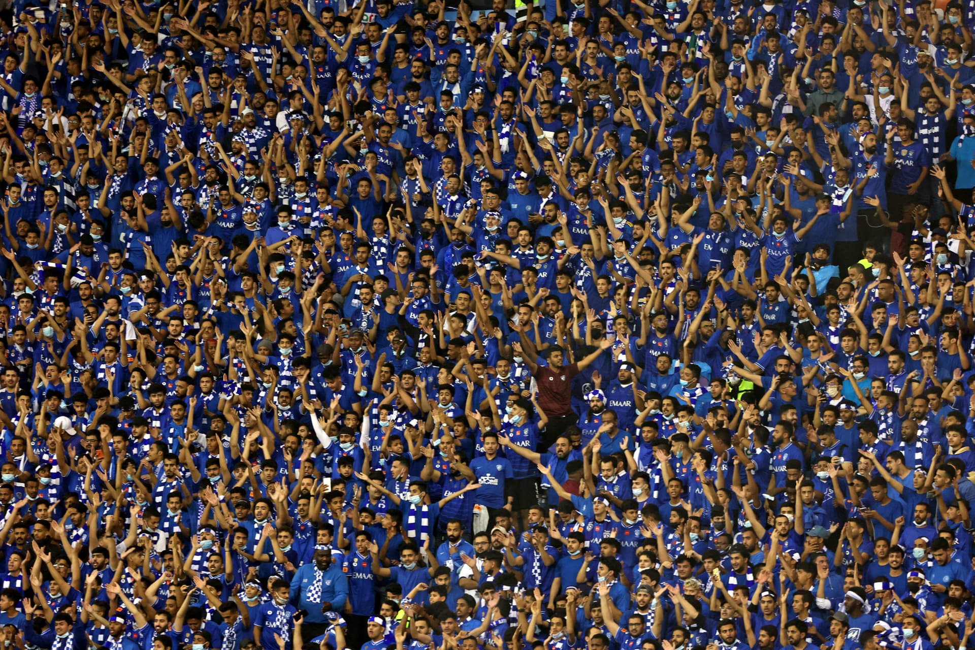 الهلال يهزم بوهانج بثنائية ويتوج بطلا لآسيا 