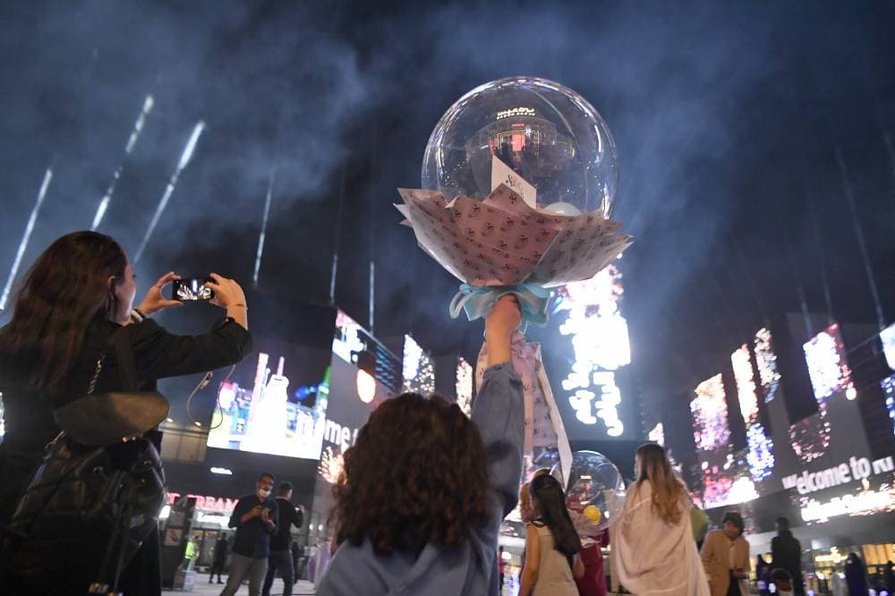 شهد "بوليفارد الرياض" إقبالا كبيرا في ليلة الافتتاح.تصوير: بشير صالح -"الاقتصادية"