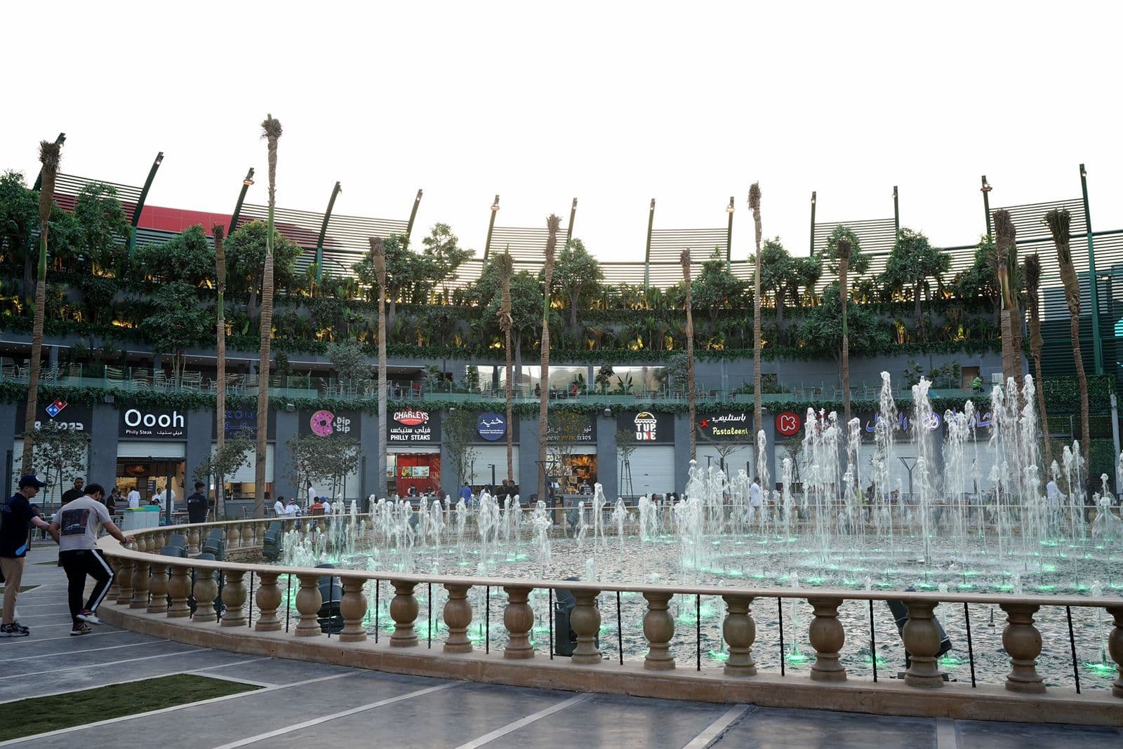 مذاق ونكهة لكل زائر في "جاردن" بمنطقة "بوليفارد رياض سيتي" في موسم الرياض 2021