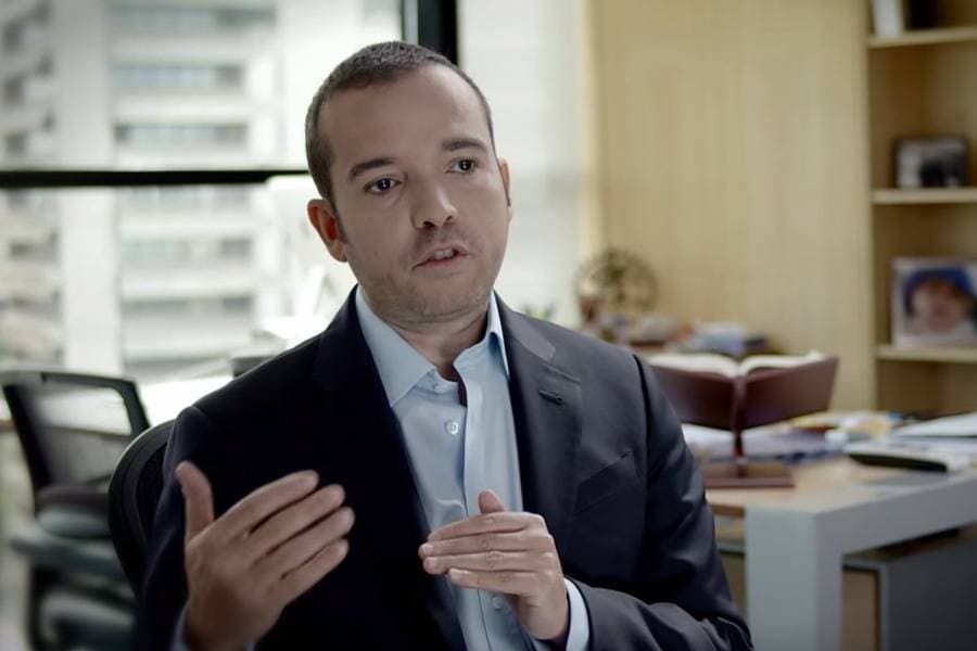 أنطونيو موغيكا يقول أنا من نوع الرئيس التنفيذي المحارب.