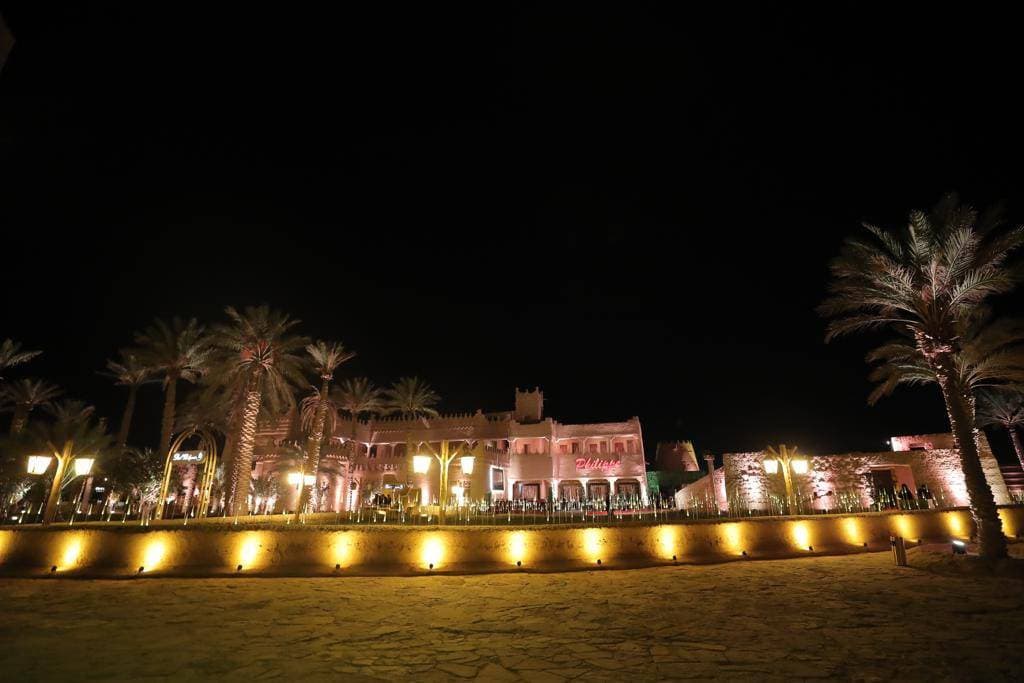 «العاذرية» .. قرية تراثية جمعت بين الماضي العتيق والحاضر