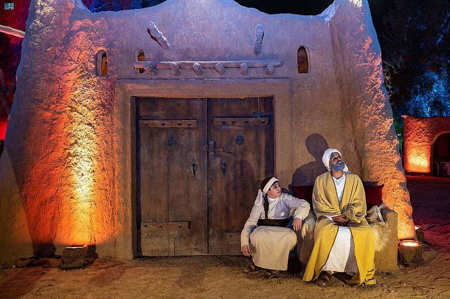 عرض على "مسرح القصيد" قصة المعلقة الشهيرة "زرقاء اليمامة".