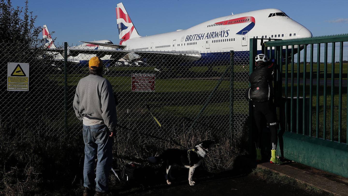 المسافرون في بريطانيا عليهم تقديم إجراء اختبار كوفيد بغض النظر عن حالة تطعيمهم.