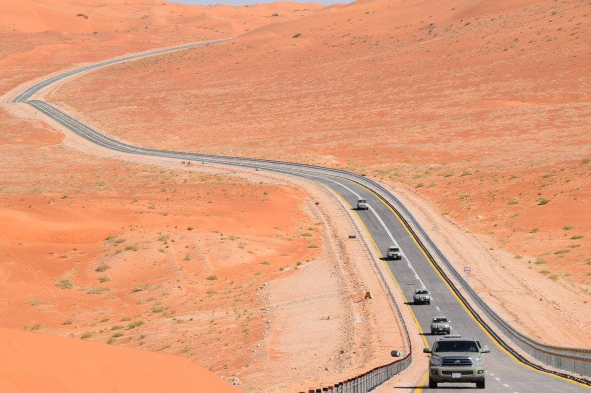  المنفذ البري سيتيح نقلة نوعية في انسيابية السلع والخدمات.