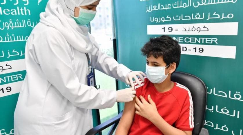 "الصحة" تتيح لقاح فيروس كورونا للفئة العمرية بين 5 و 11 عاما