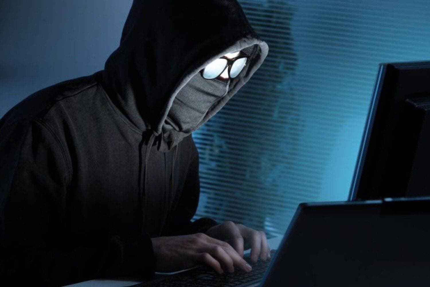 توفر الشبكات الافتراضية الخاصة اتصالا آمنا بين المستخدمين.