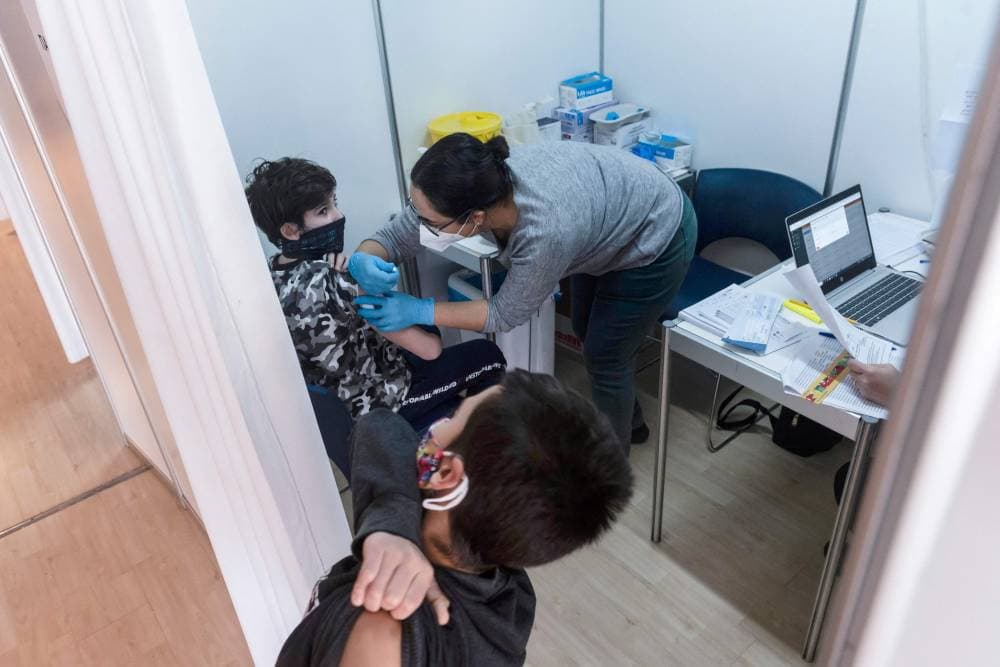 فرنسا تعيد فتح شواطئ الريفيرا بشروط