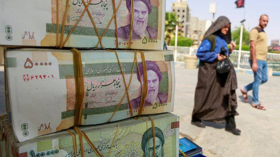 تبقى منجزات الفضاء بلا طعم في دولة ينتفض أبناؤها في ثورة العطش.