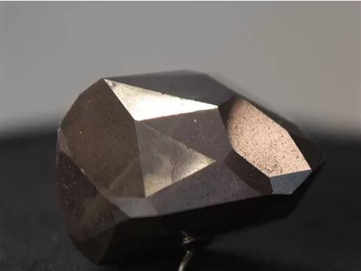 يبلغ وزنها 111,11 غراماً.