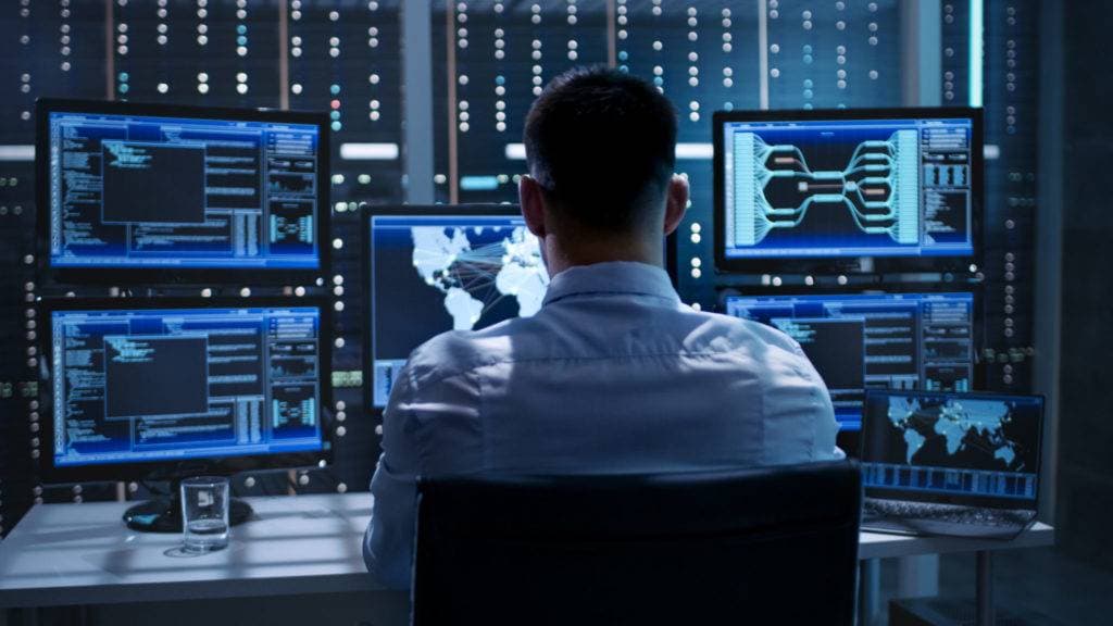 بعد الجائحة، ذروة الهجمات السيبرانية على الشركات أصبحت تأتي خلال عطلات نهاية الأسبوع. "جيتي"