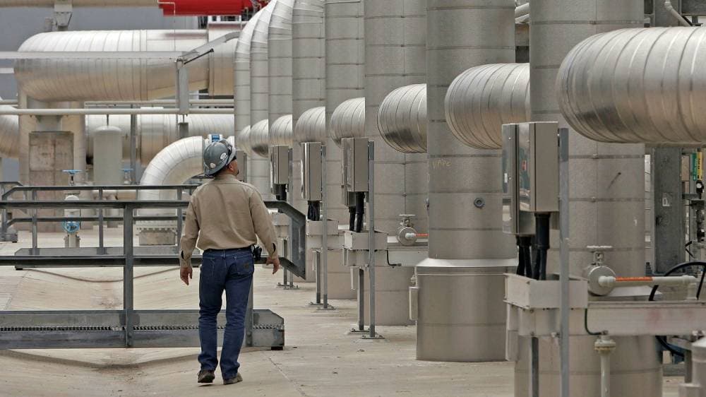 إقرار تعديلات لائحتي الوكلاء البحريين ومموني السفن