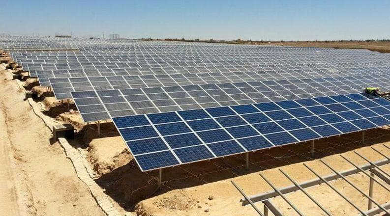 الصين: مشروعات ضخمة في الصحراء لتوليد الطاقة من المصادر المتجددة