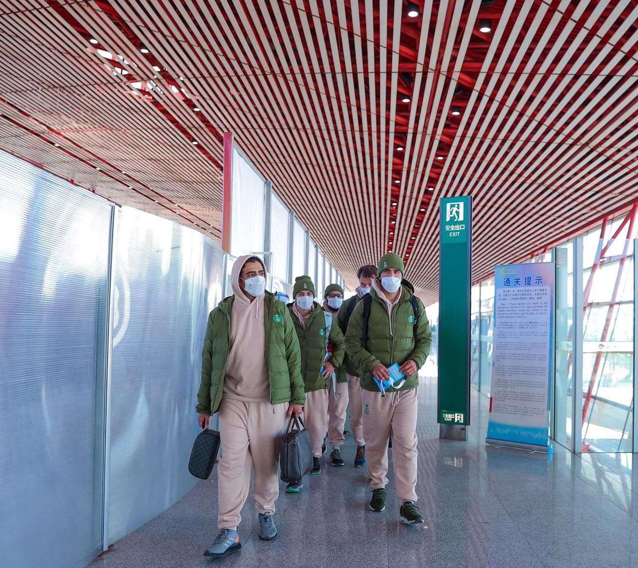 برئاسة الفيصل.. الوفد السعودي المشارك في الأولمبياد الشتوية ٢٠٢٢ يصل بكين