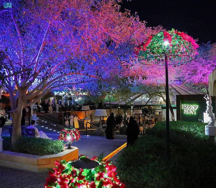 يحظى موسم الرياض بالكثير من المناطق الترفيهية.