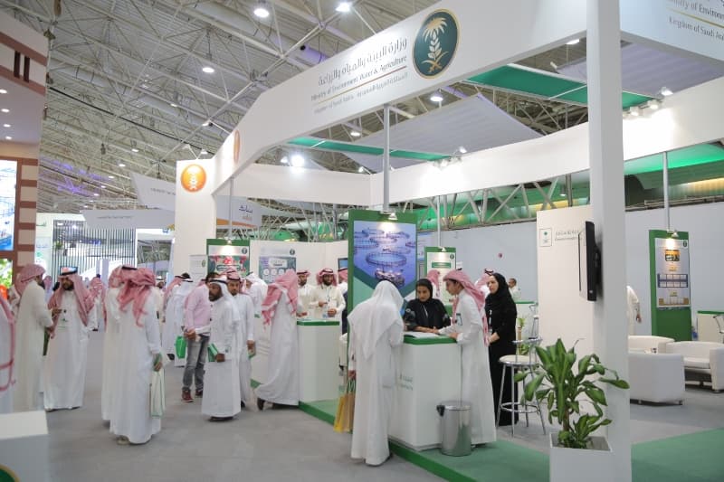 غدا في الرياض .. انطلاق معرض ومؤتمر الشرق الأوسط للدواجن