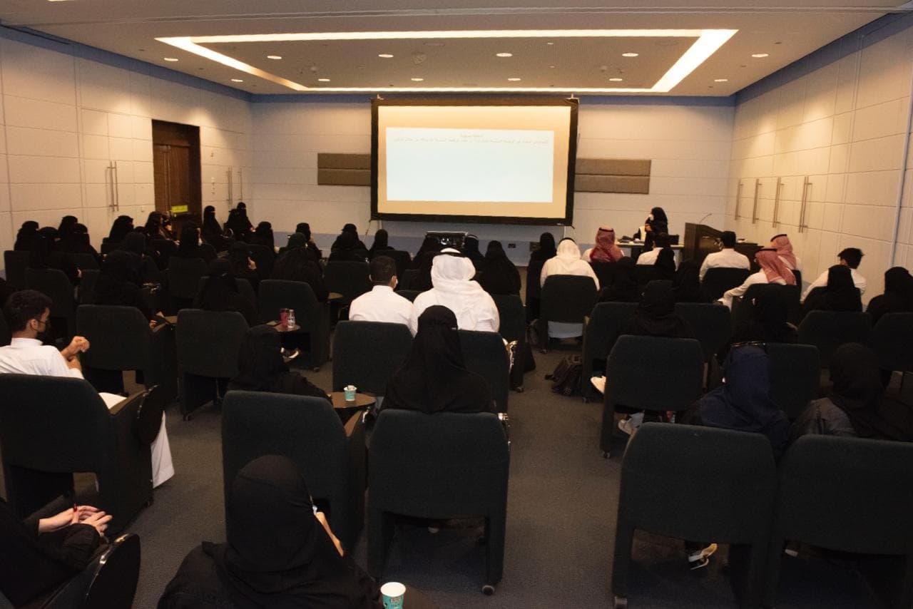 بأكثر من 20 ألف زائر.. جامعة الأميرة نورة بنت عبدالرحمن تختتم يوم المهنة 2022