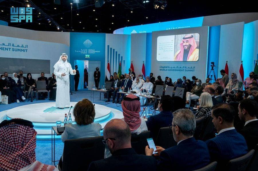 اجتماع قيادات شبابية عربية من مختلف الجهات الحكومية.